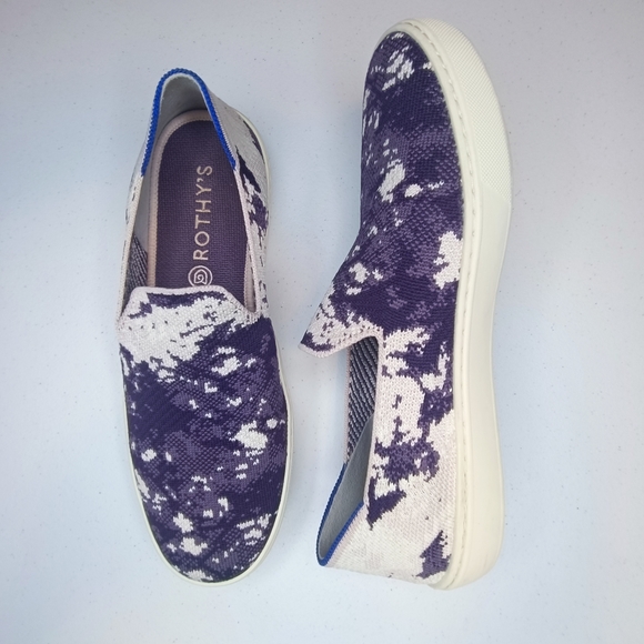 Rothy's The Original Slip-On Sneaker in the Ocean Iris Shibori Tie-Dye Size 10 - Picture 3 of 11